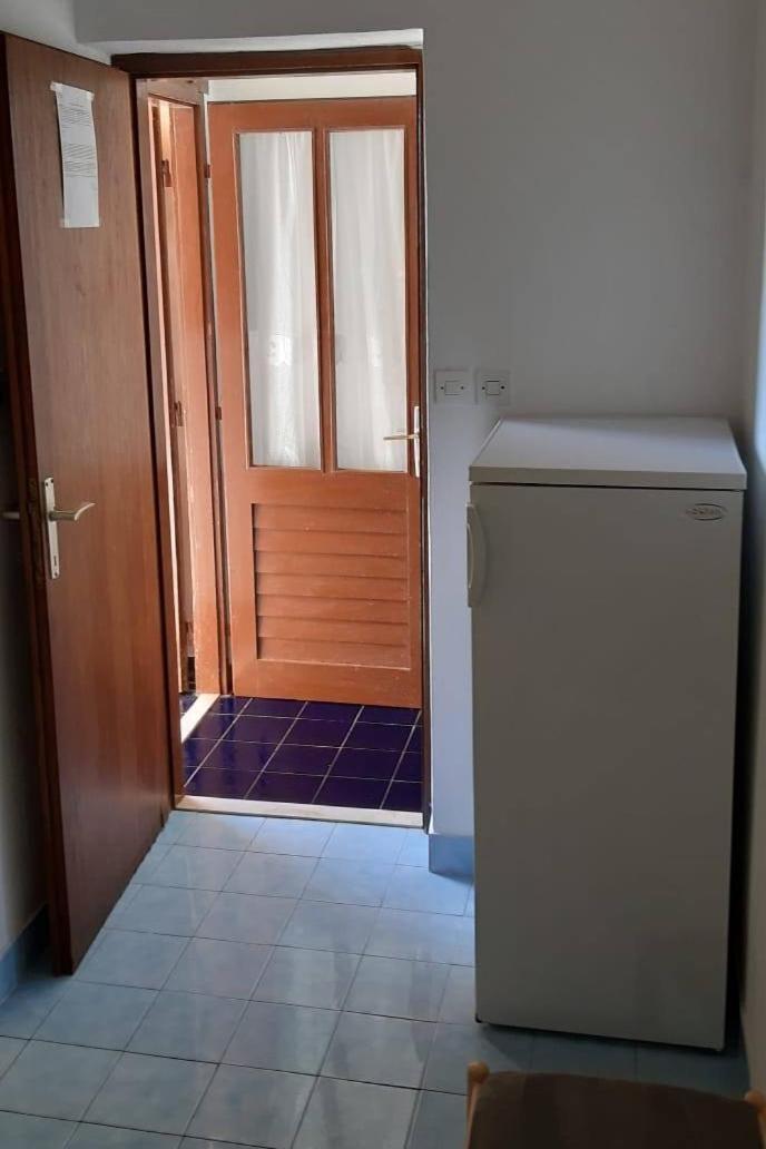 Apartments By The Sea Kabli, Peljesac - 10225 Brijesta Pokoj fotografie